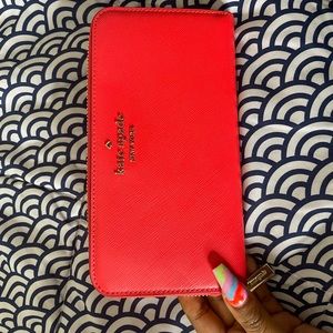 Kate Spade Zip Continental Wallet